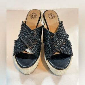 VINTAGE FOUNDRY Black Woven LORIE Espadrille Wedge Sandals size 7